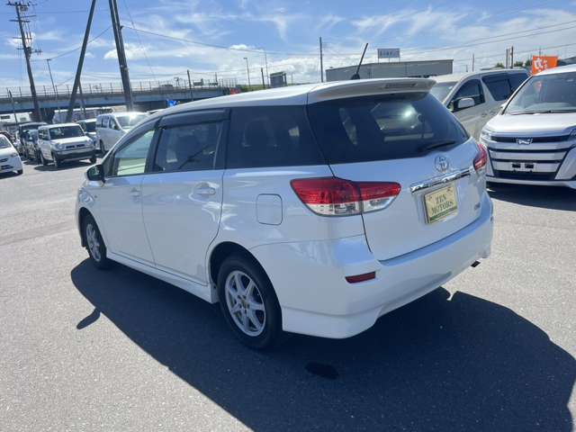 Toyota Wish 4