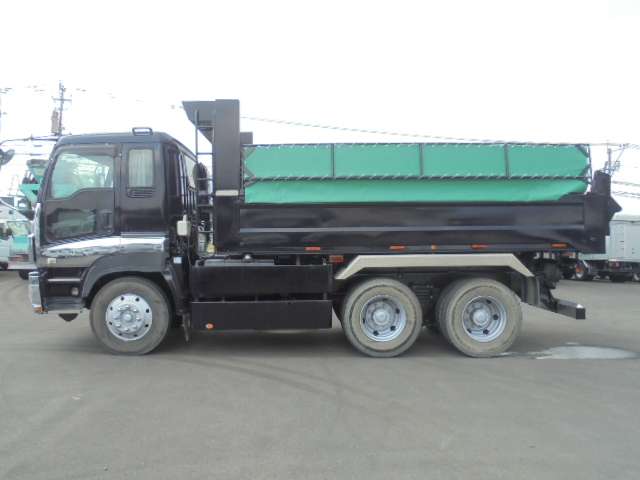 Isuzu Giga 3