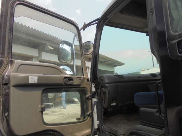 Isuzu Giga 4