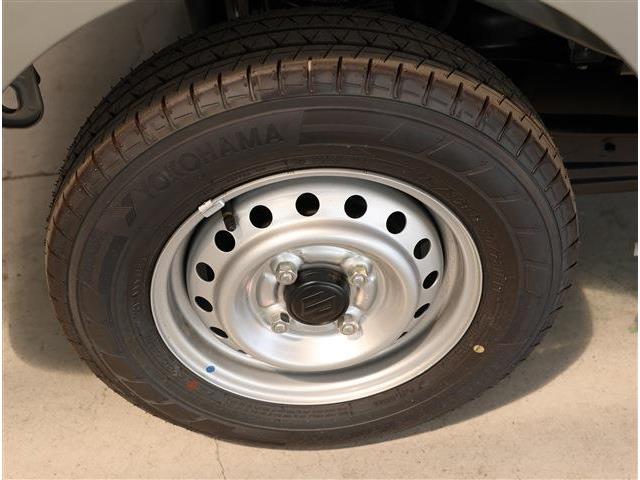 Suzuki Every 8
