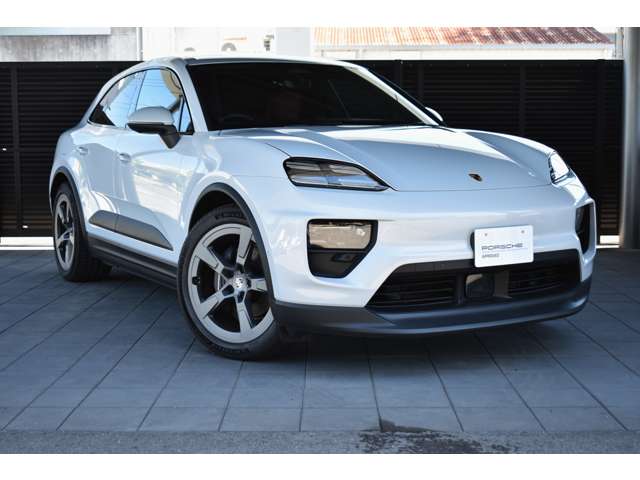 Porsche Macan 4
