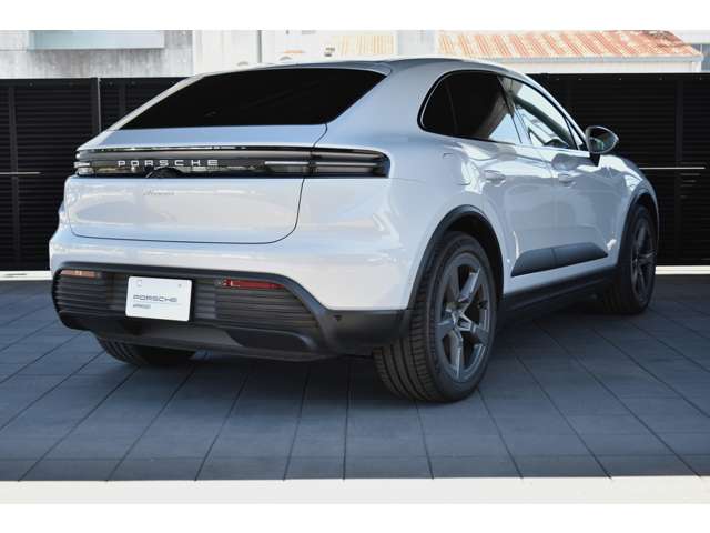 Porsche Macan 7