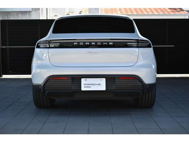 Porsche Macan 9