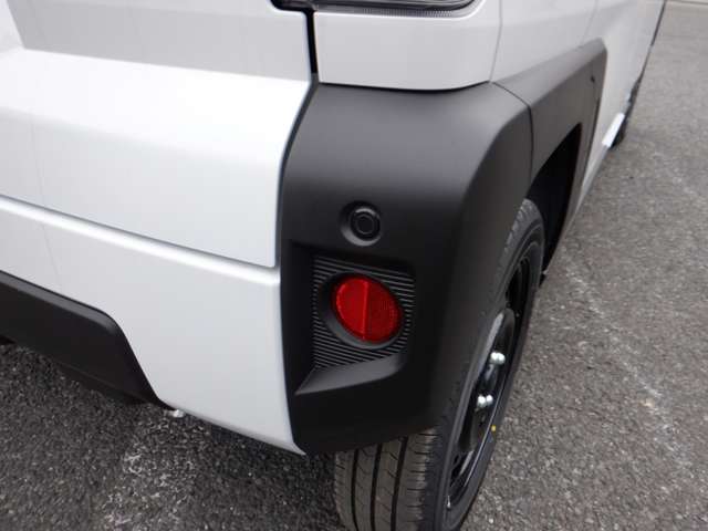 Daihatsu Taft 12