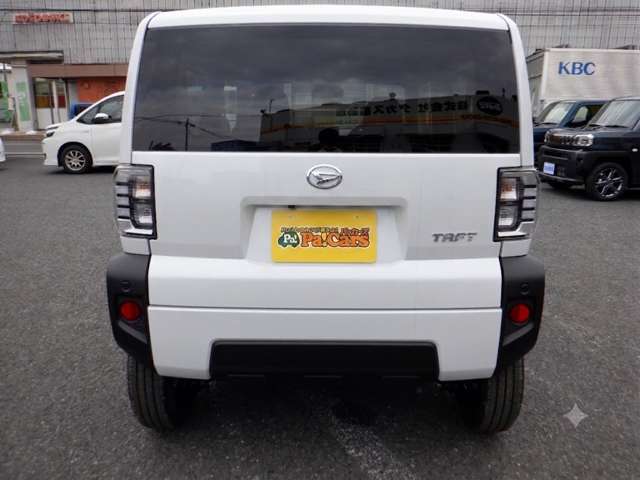 Daihatsu Taft 9