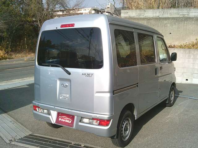 Daihatsu Hijet Cargo 7