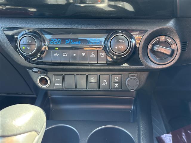 Toyota Hilux 11