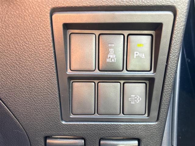Toyota Hilux 12