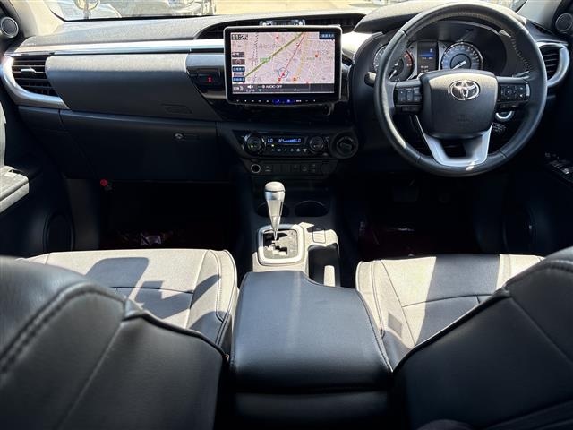 Toyota Hilux 4