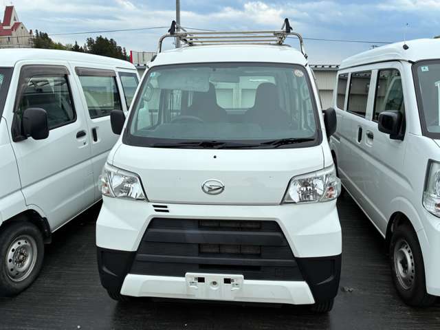 Daihatsu Hijet Cargo 8