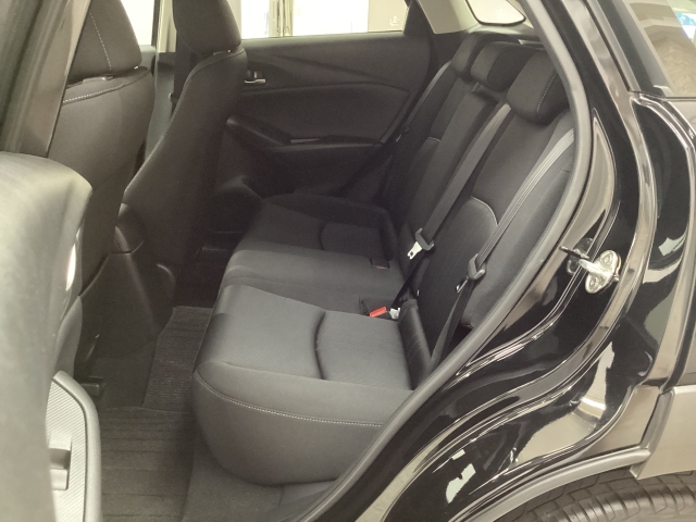 Mazda CX-3 11