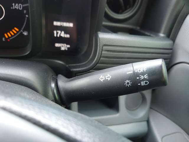 Honda N-VAN 12