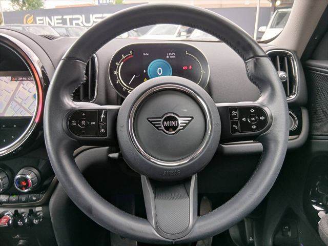 MINI Crossover 10