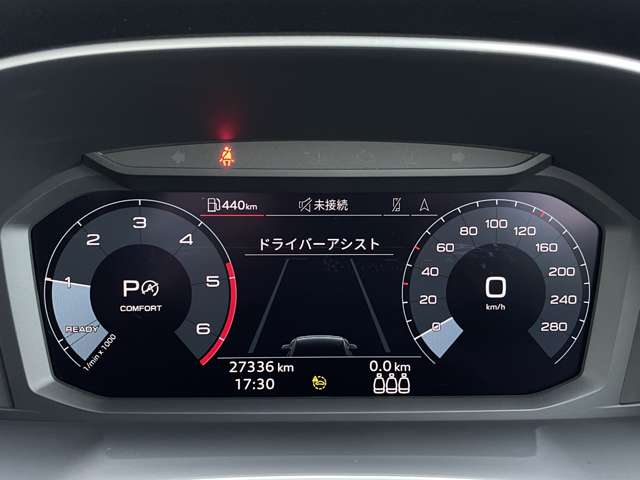 Audi Q3 11