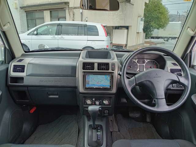 Mitsubishi Pajero Mini 11