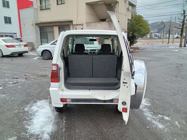 Mitsubishi Pajero Mini 7