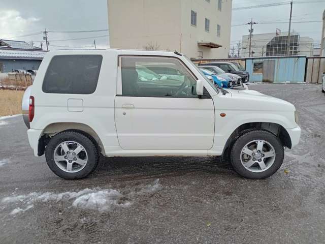 Mitsubishi Pajero Mini 9