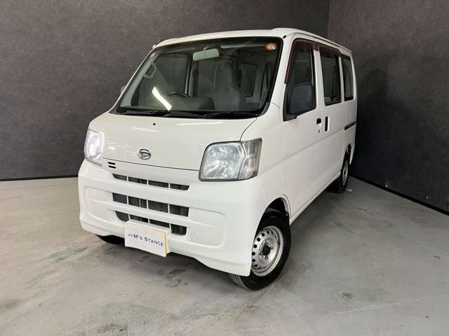 Daihatsu Hijet Cargo 6