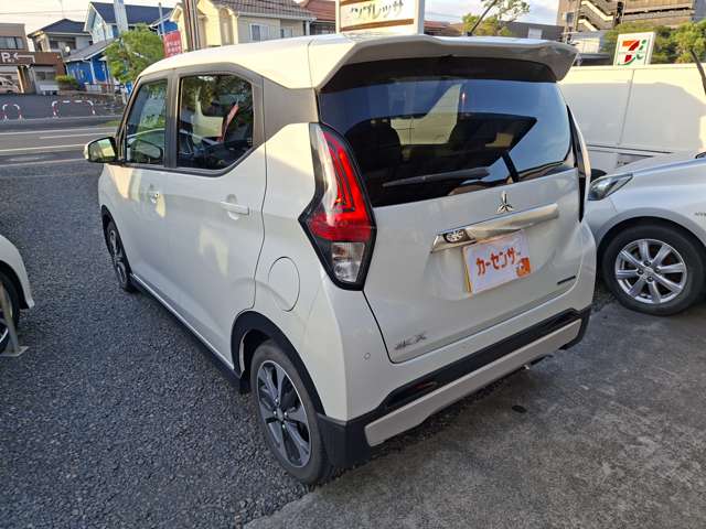 Mitsubishi eK X 4