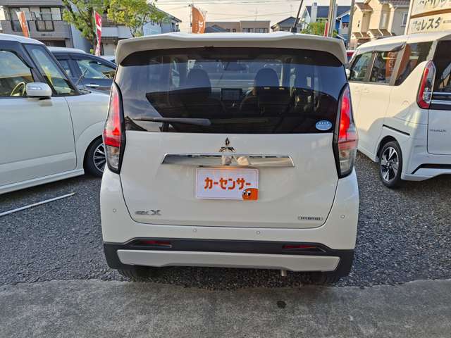 Mitsubishi eK X 6