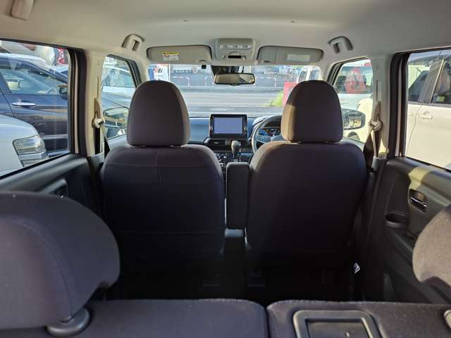 Mitsubishi eK X 7