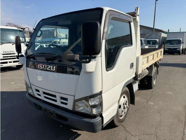 Isuzu Elf 2
