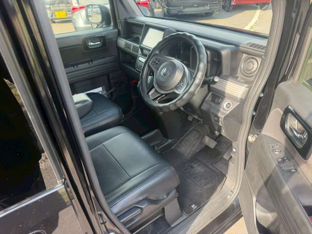 Honda N-VAN 9