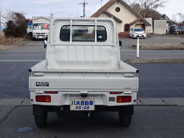 Toyota Pixis Truck 3