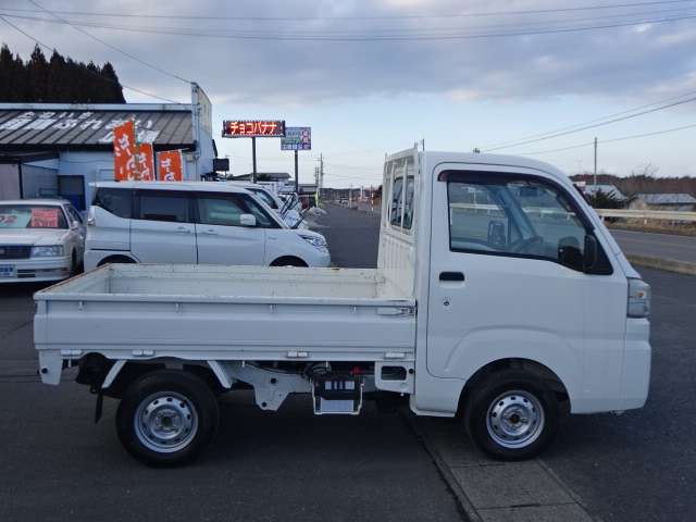 Toyota Pixis Truck 5