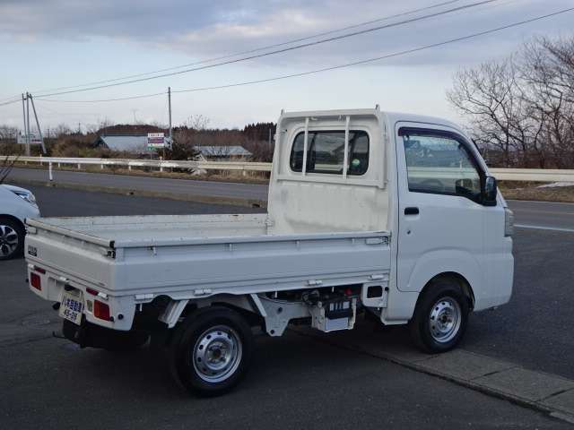 Toyota Pixis Truck 7