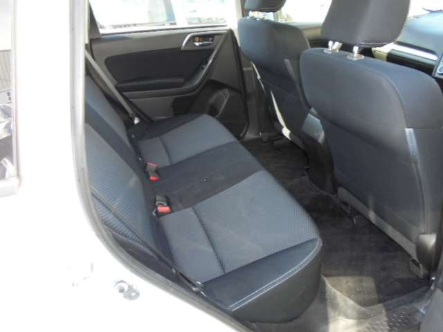 Subaru Forester 10