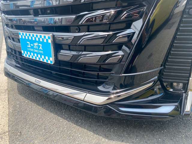 Toyota Vellfire 2