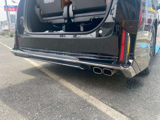 Toyota Vellfire 4