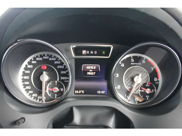 Mercedes-Benz GLA-Class 8