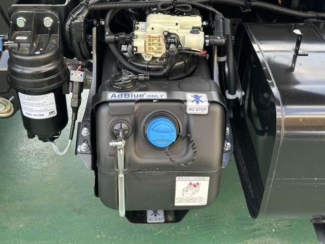 Mitsubishi Fuso Canter 12