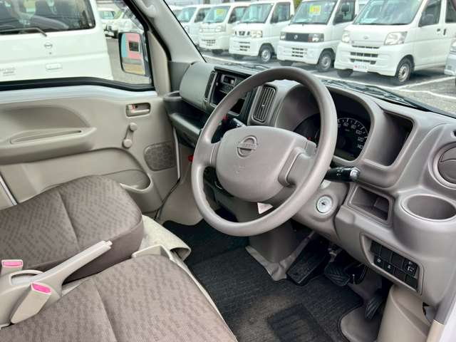 Nissan NV100 Clipper 4
