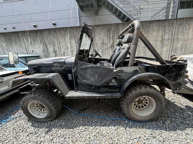 Mitsubishi Jeep 5