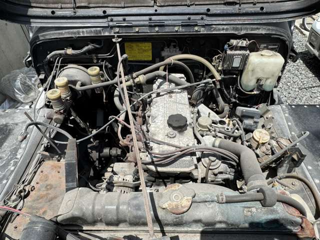 Mitsubishi Jeep 8