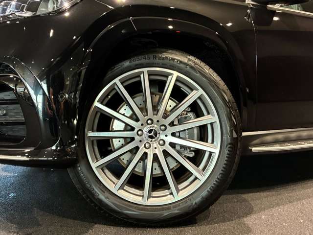 Mercedes-Benz GLS 12