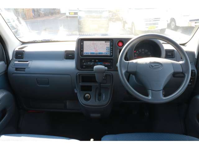Daihatsu Hijet Cargo 5
