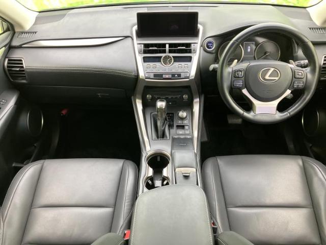 Lexus NX 8
