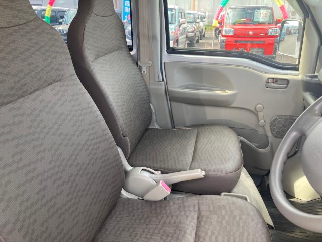 Nissan NV100 Clipper 11