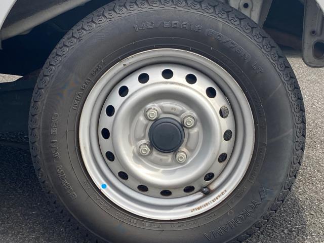 Nissan NV100 Clipper 10