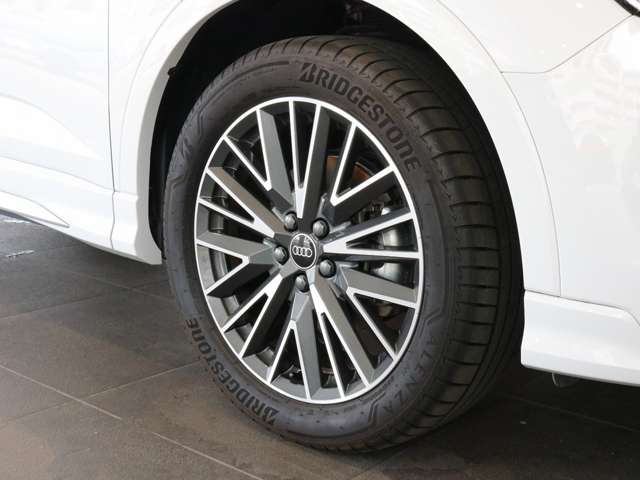 Audi Q3 Sportback 6
