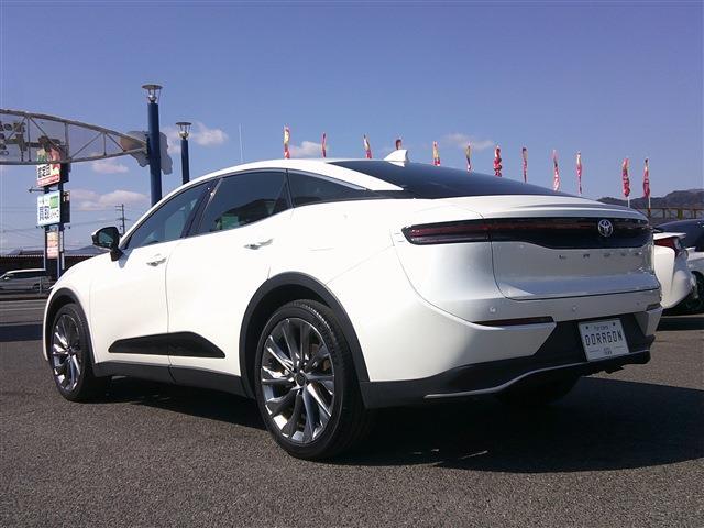 Toyota Crown Crossover 3