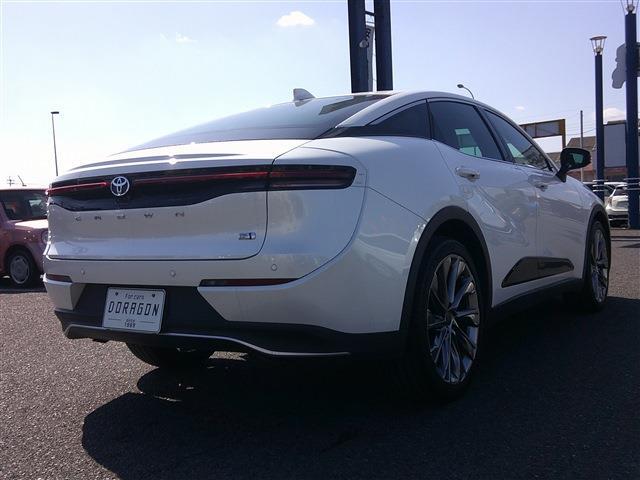 Toyota Crown Crossover 5
