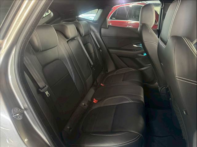 Jaguar E-Pace 7