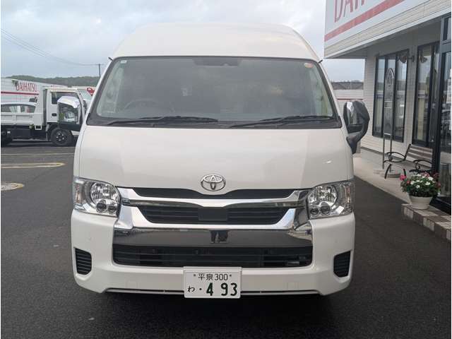 Toyota Hiace 3