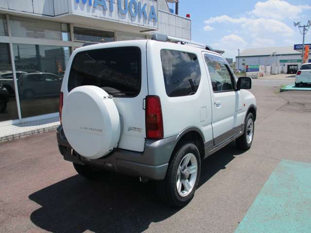 Suzuki Jimny 8
