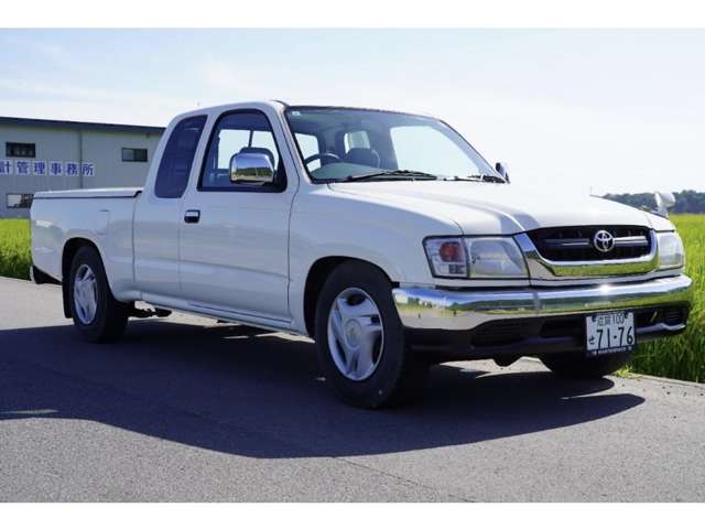 Toyota Hilux 10